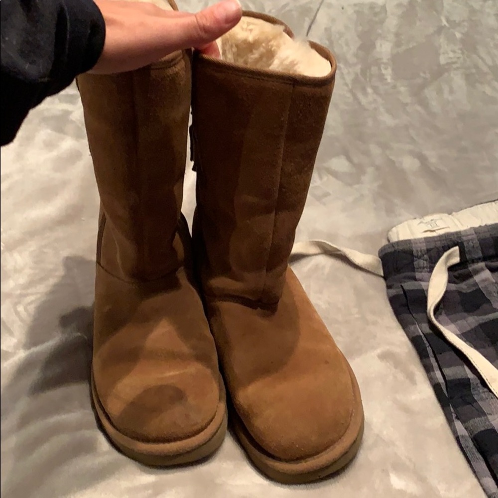 UGGS with bows. Like new